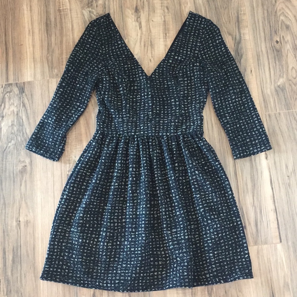 alya Black and White Long Sleeve Dress
